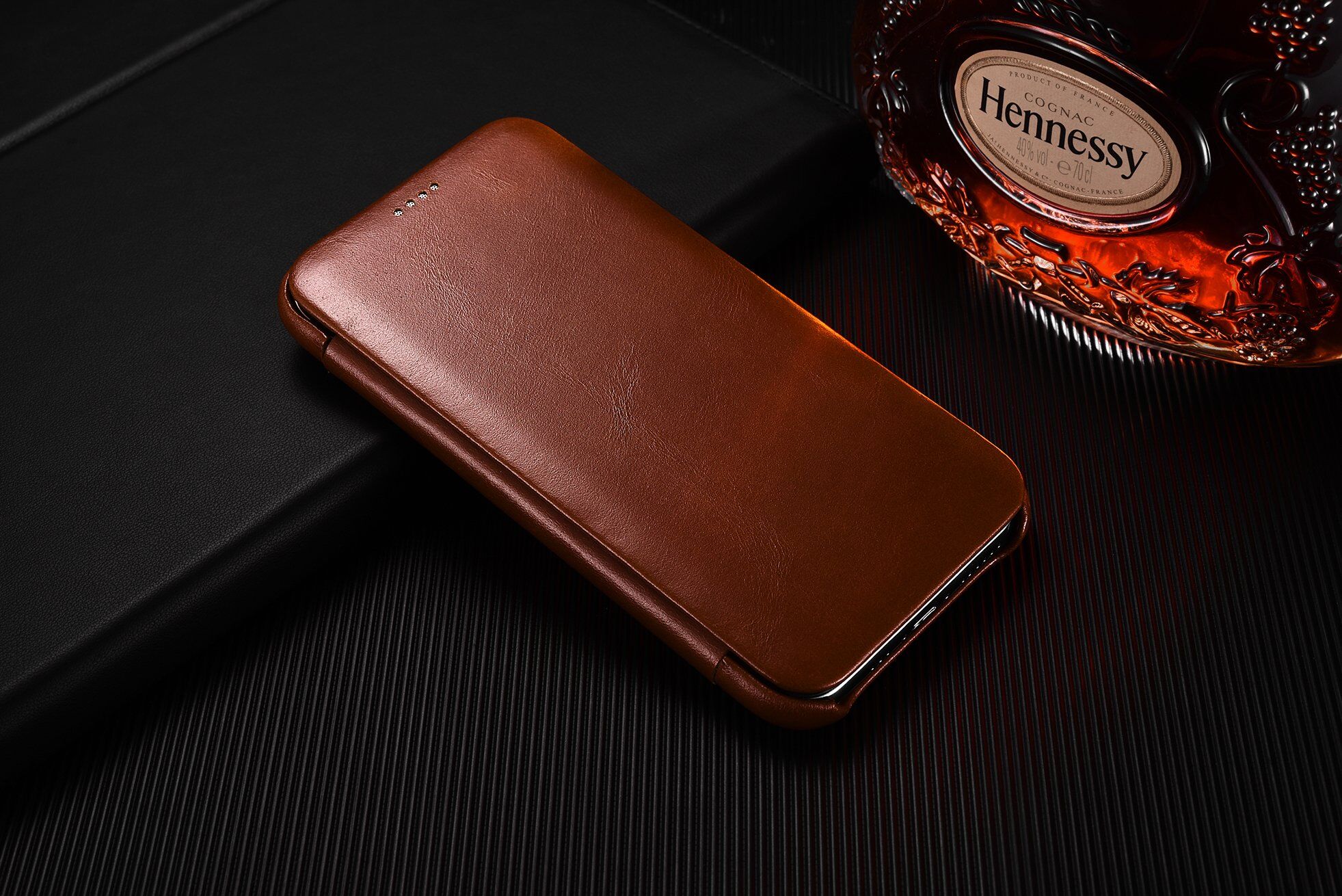 Icarer bőr flip cover borító - iPhone 11 - kakaóbarna