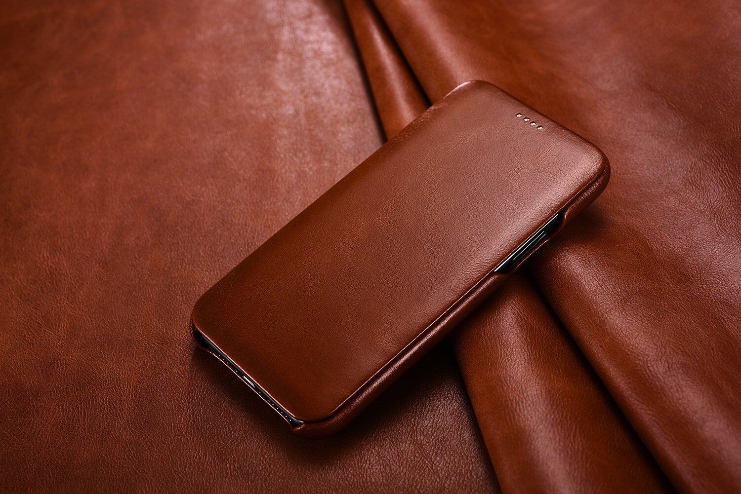 Icarer bőr flip cover borító - iPhone 11 Pro Max - kakaóbarna