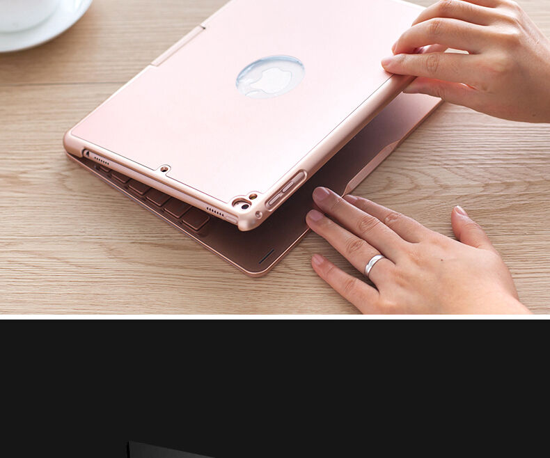 Elforgatható tok billentyűzettel iPad 9,7