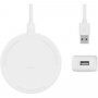 Belkin Boost Charge 15W kerek vezeték nélküli töltőállomás - adapterrel mert iPhone - fehér