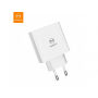 MCDODO töltő három USB porttal és digitális kijelzővel Apple iPhone / iPad / iPod - fehér