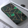 Tok Apple iPhone XS / iPhone X sötétben világító - zöld geometriai minta