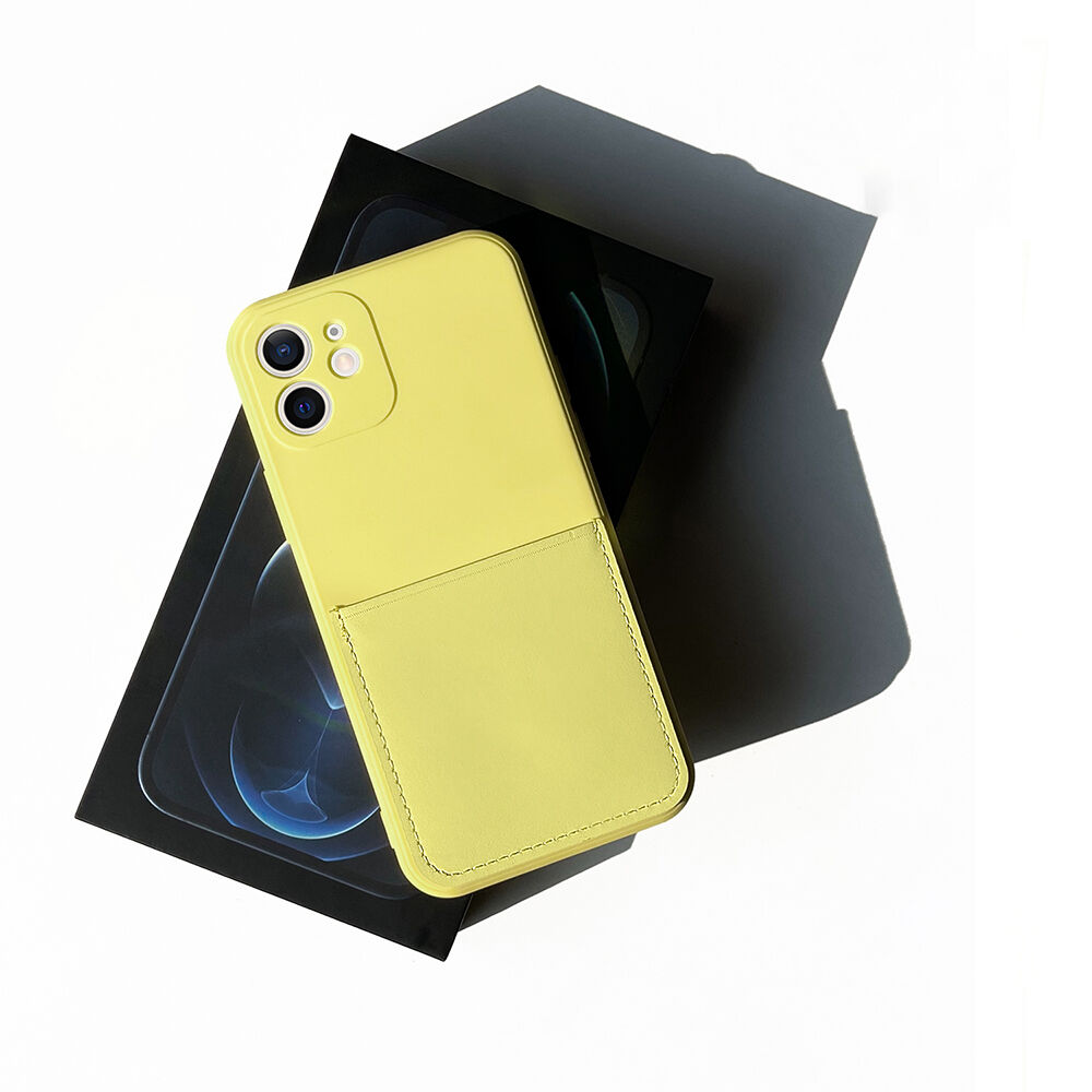 Védőtok kártyatartóval - iPhone 12 - sárga