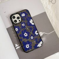 Védőtok puha műanyagból - iPhone 12 / 12 Pro - virágok