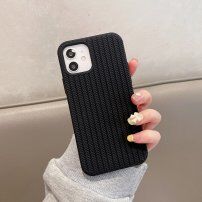 Szilikon tok fonott mintával - iPhone 13 Pro - fekete