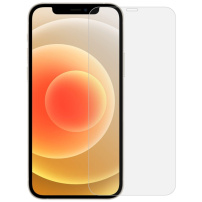 Edzett üveg 2,5D kompatibilis cserélhető tokokkal - iPhone 12 / 12 Pro (zárt él)