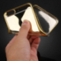 Tükrös védőtok Apple iPhone 6 Plus / 6S Plus -ra - arany 